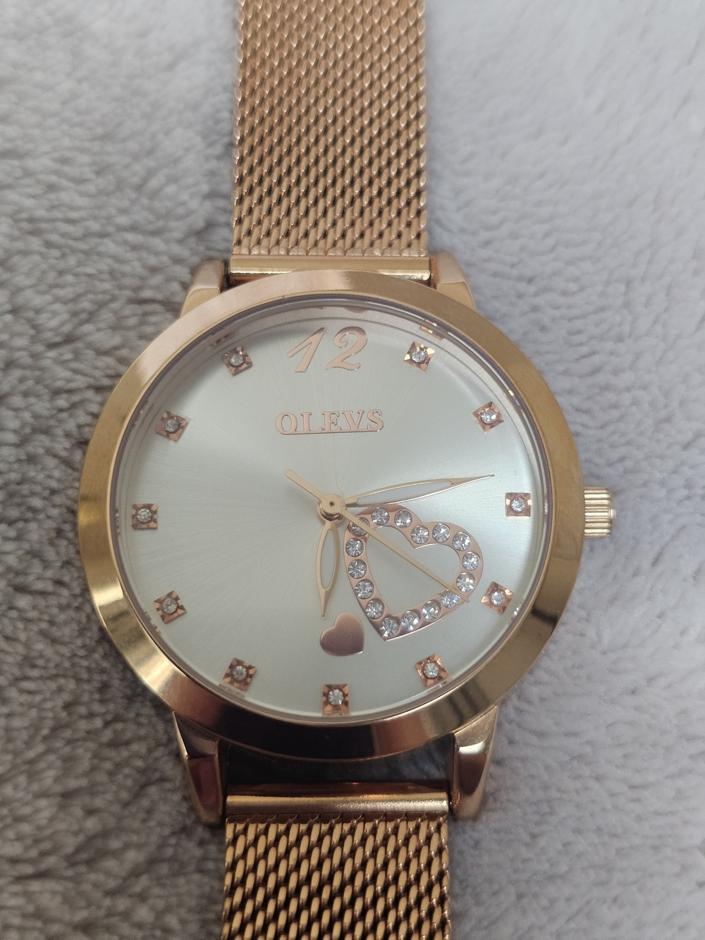 OLEVS Rose Gold Women's Heart Detail Mesh Bracelet Watch